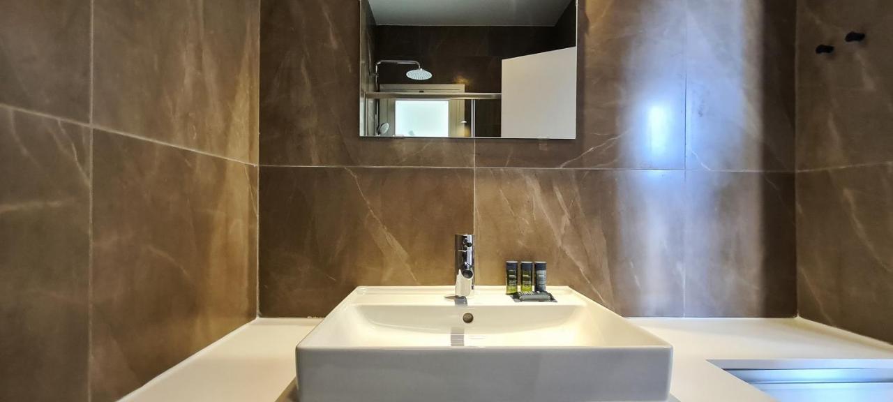 Phaedrus Living Seaside Luxury Flat Athina 123 Apartment Paphos Ngoại thất bức ảnh